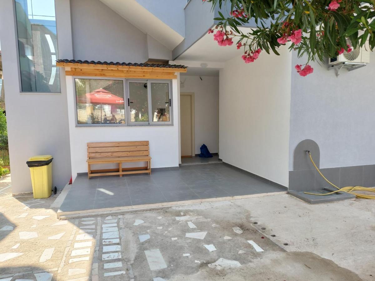 Emi'S Villa Ksamil Exterior photo
